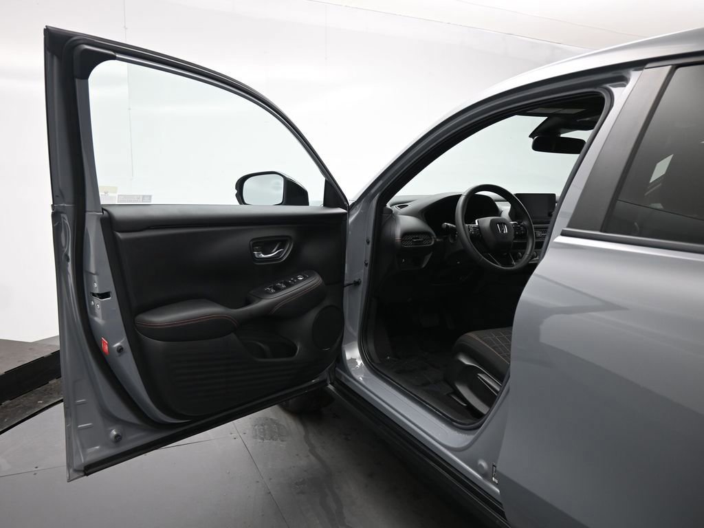 Used 2024 Honda HR-V Sport image 36