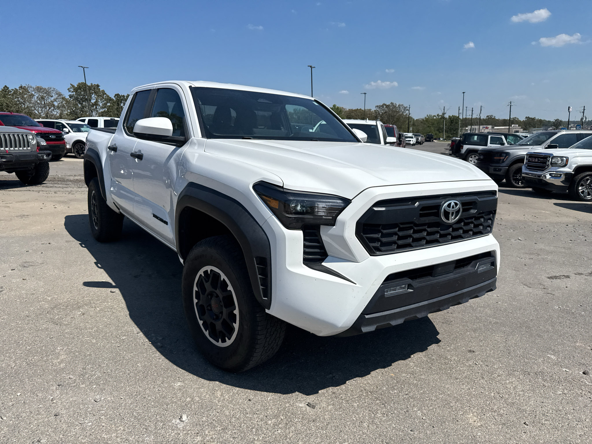 Used 2024 Toyota Tacoma TRD Off-Road AWD/4WD image 3