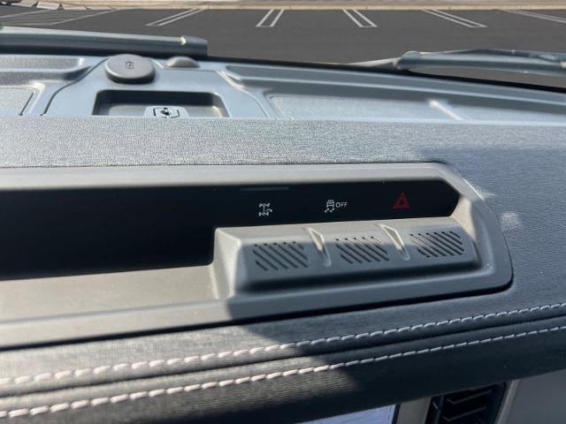 Certified 2025 Ford Bronco Outer Banks AWD/4WD image 34