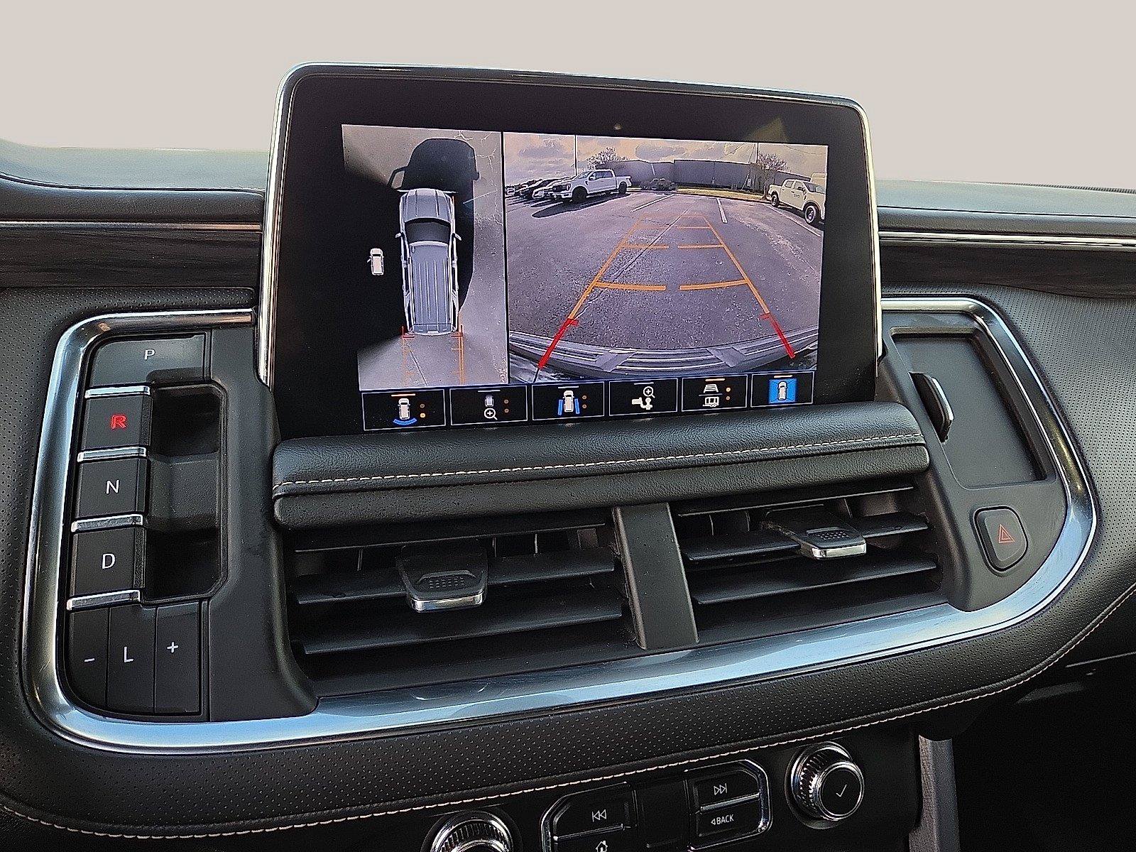 Used 2021 GMC Yukon SLT w/ SLT Premium Package AWD/4WD image 17