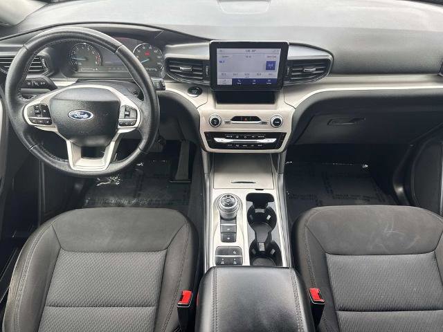 Certified 2023 Ford Explorer XLT RWD image 8