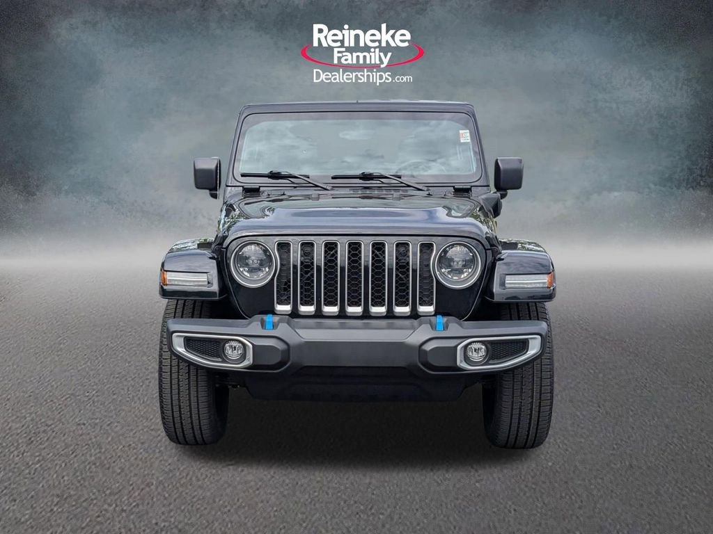 Used 2023 Jeep Wrangler Unlimited Sahara w/ Cold Weather Group AWD/4WD image 2
