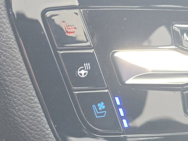 Certified 2023 Ford Explorer ST w/ Technology Package image 14