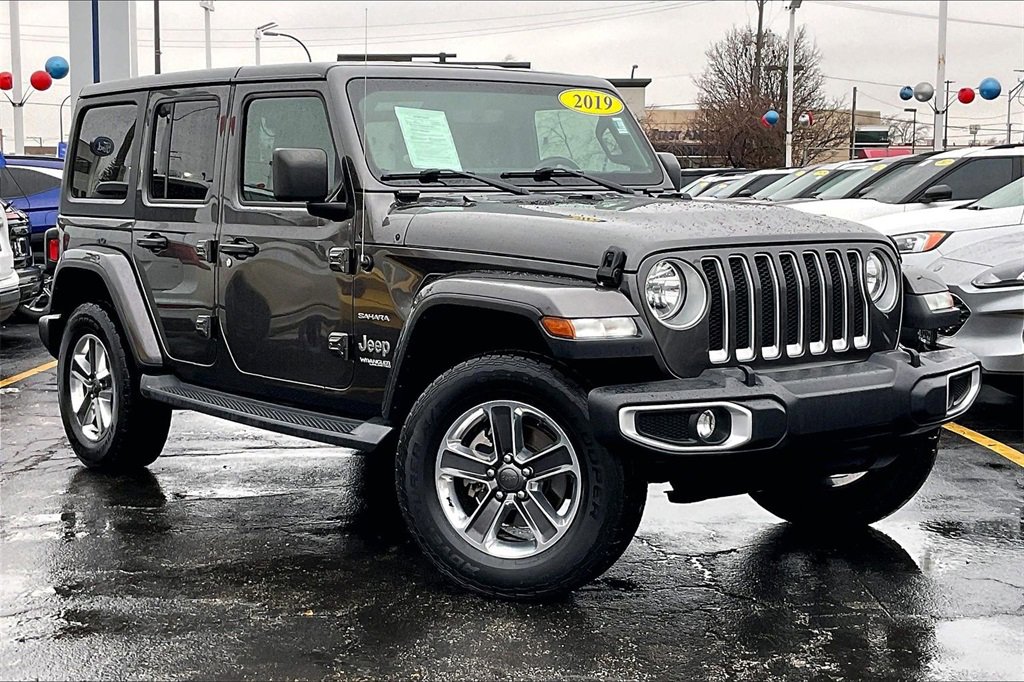 Used 2019 Jeep Wrangler Unlimited Sahara image 30