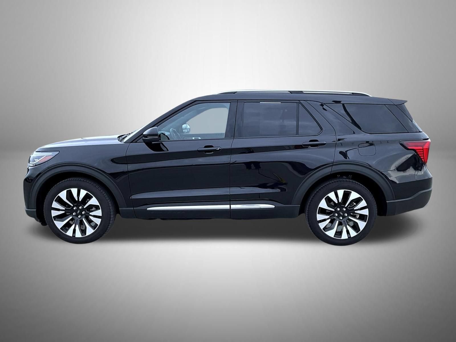 Certified 2025 Ford Explorer Platinum w/ LUX Leather Package AWD/4WD image 8