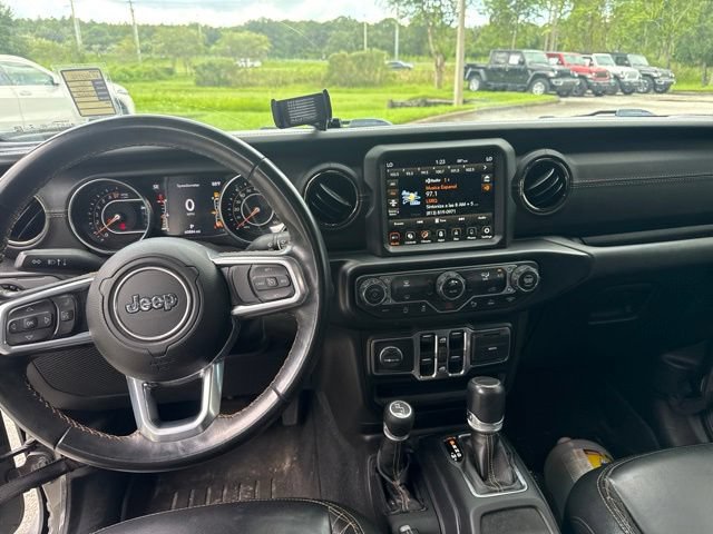 Used 2022 Jeep Gladiator Overland AWD/4WD image 12