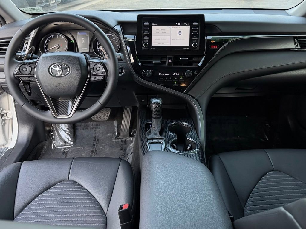 Used 2022 Toyota Camry SE w/ Convenience Package FWD image 28