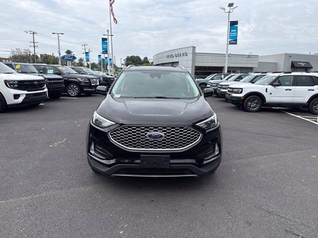 Certified 2023 Ford Edge SEL w/ Convenience Package AWD/4WD image 2