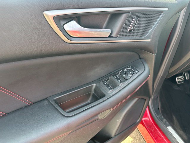 Certified 2023 Ford Edge ST-Line AWD/4WD image 19
