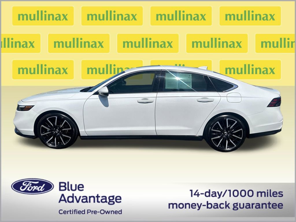 Used 2023 Honda Accord Touring image 12