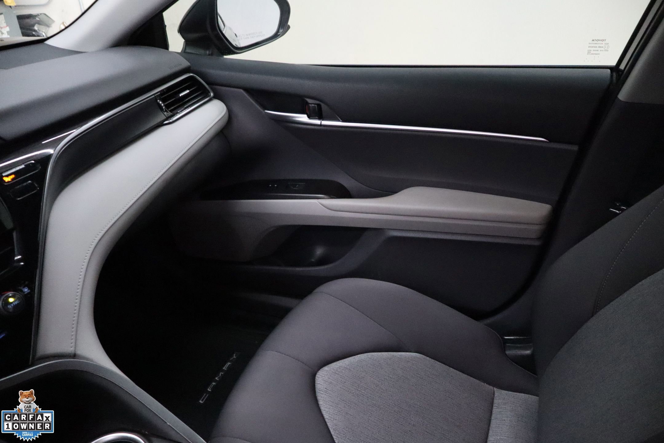 Used 2024 Toyota Camry LE image 28