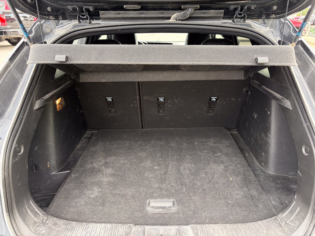 Used 2024 Chevrolet Trax RS w/ Sunroof Package FWD image 14
