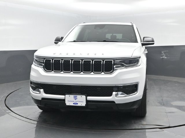 Used 2023 Jeep Wagoneer 4WD w/ Premium Group I image 22