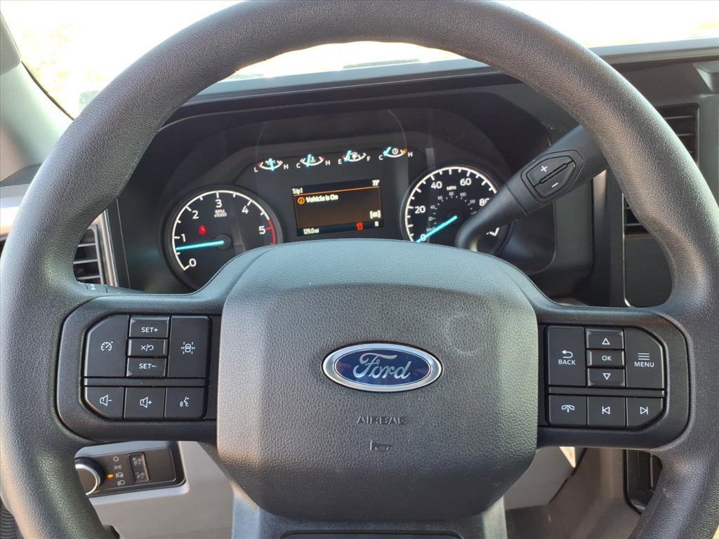 Certified 2023 Ford F550 4x4 Regular Cab Super Duty image 20