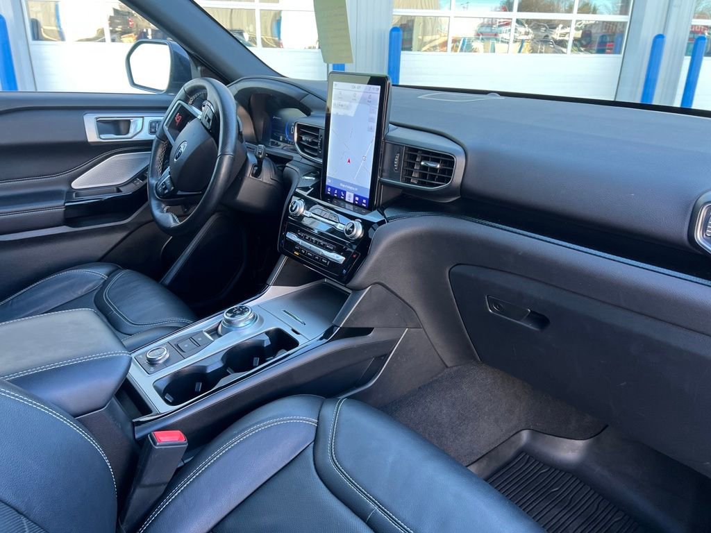 Certified 2022 Ford Explorer ST w/ Equipment Group 401A image 39