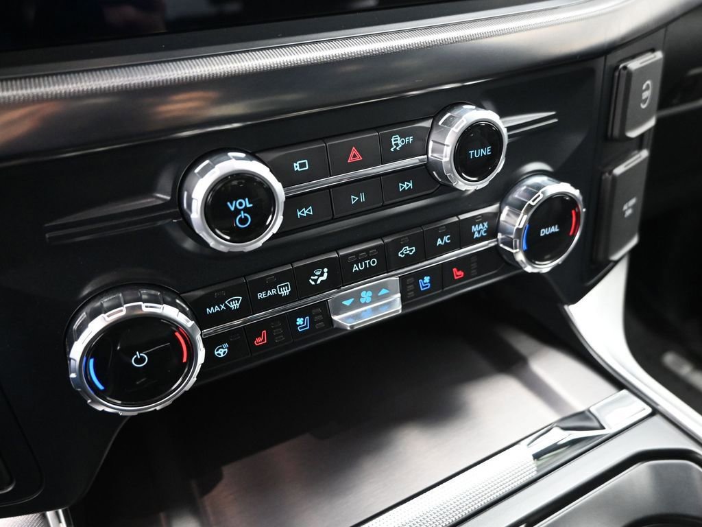 Certified 2025 Ford F150 Platinum w/ Equipment Group 702A High image 42