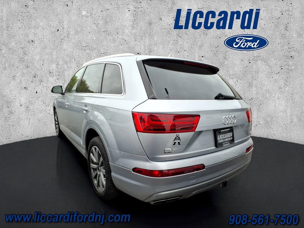 Used 2018 Audi Q7 3.0T Prestige AWD/4WD image 4