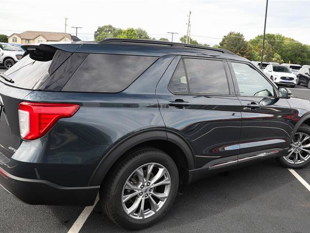 Certified 2022 Ford Explorer XLT w/ Equipment Group 202A AWD/4WD image 10