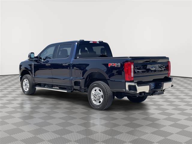 Certified 2025 Ford F250 XLT w/ FX4 Off-Road Package AWD/4WD image 9