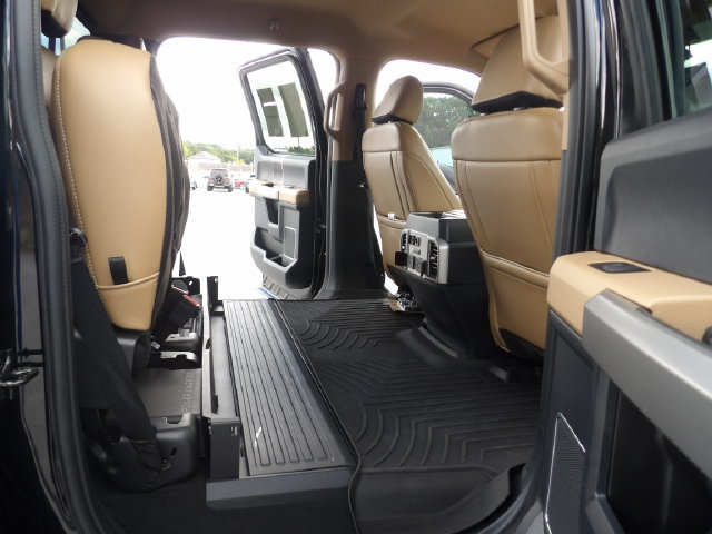 Certified 2022 Ford F250 Lariat w/ Lariat Value Package AWD/4WD image 32