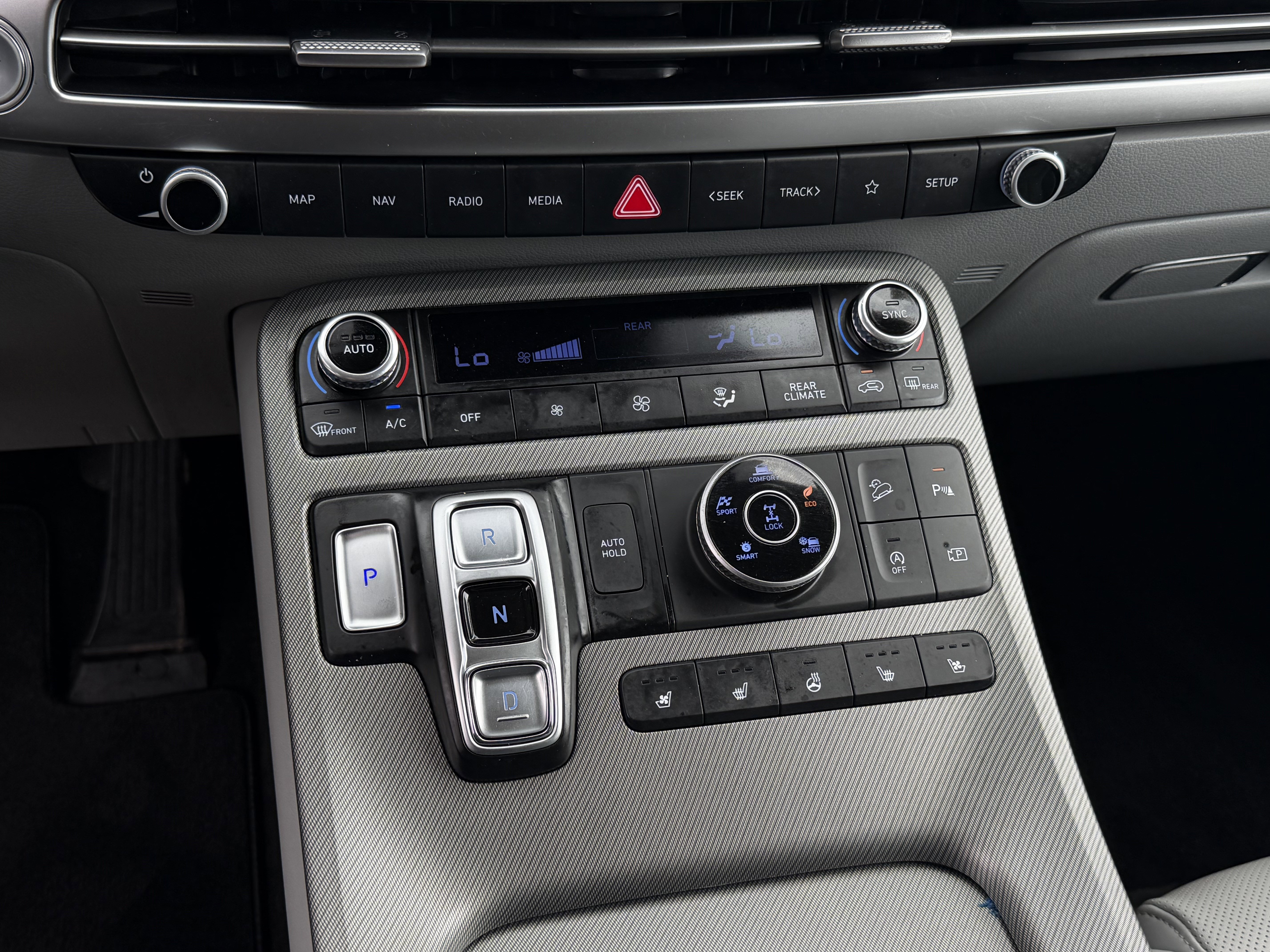 Used 2024 Hyundai Palisade SEL AWD/4WD image 19