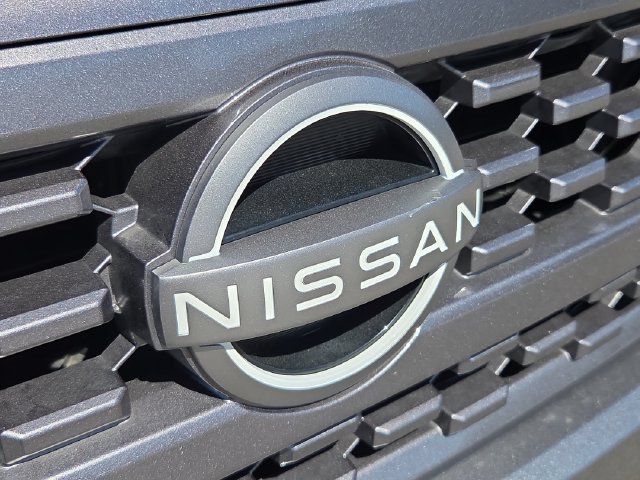 Used 2025 Nissan Frontier SV w/ SV Convenience Package AWD/4WD image 32