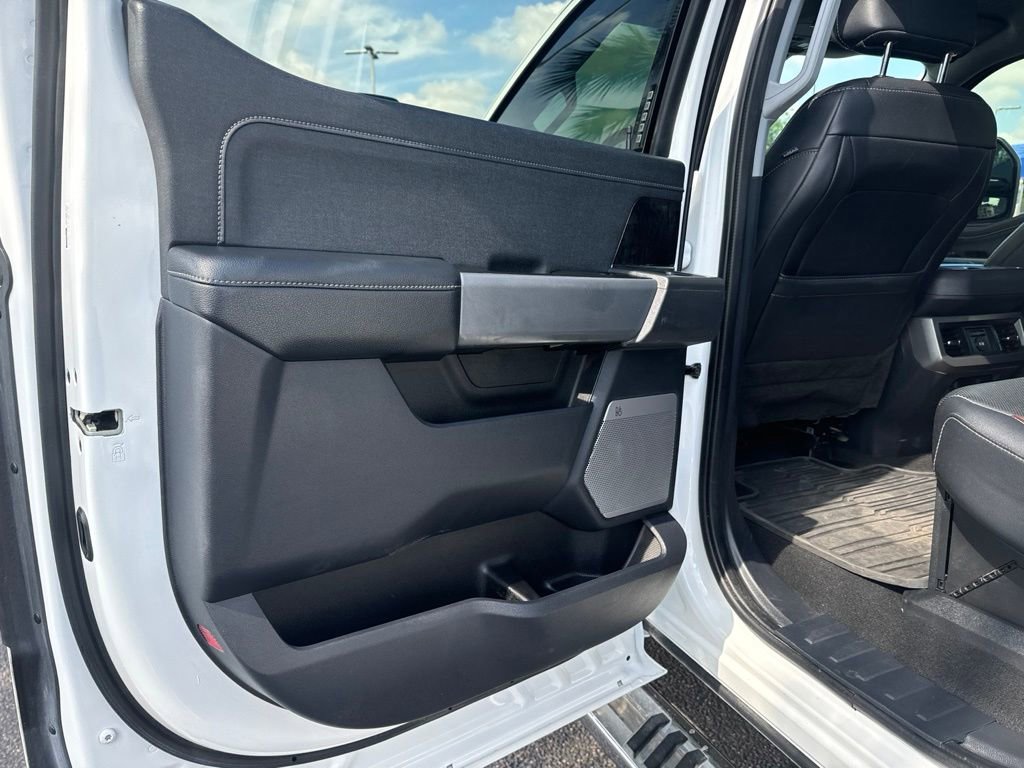 Certified 2023 Ford F250 Lariat w/ FX4 Off-Road Package AWD/4WD image 11