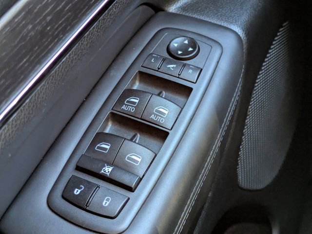 Used 2021 Jeep Grand Cherokee High Altitude image 23