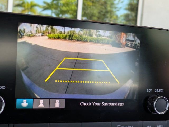 Used 2023 Honda Civic Sport image 25