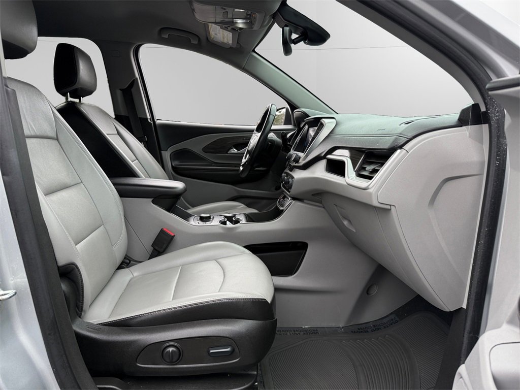 Used 2022 GMC Terrain SLT image 15