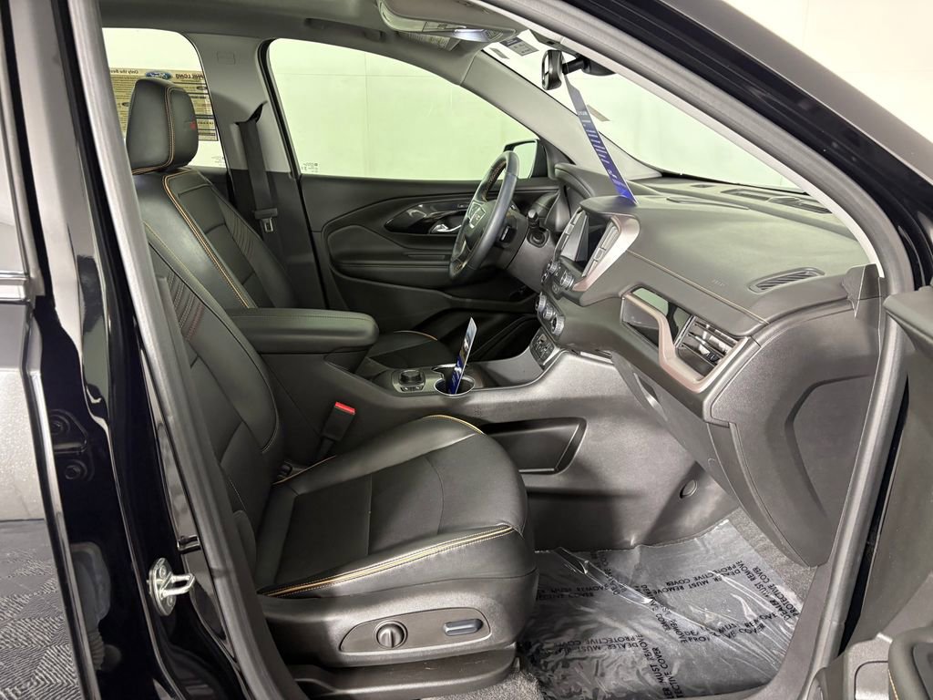 Used 2024 GMC Terrain AT4 w/ Infotainment Package II AWD/4WD image 36