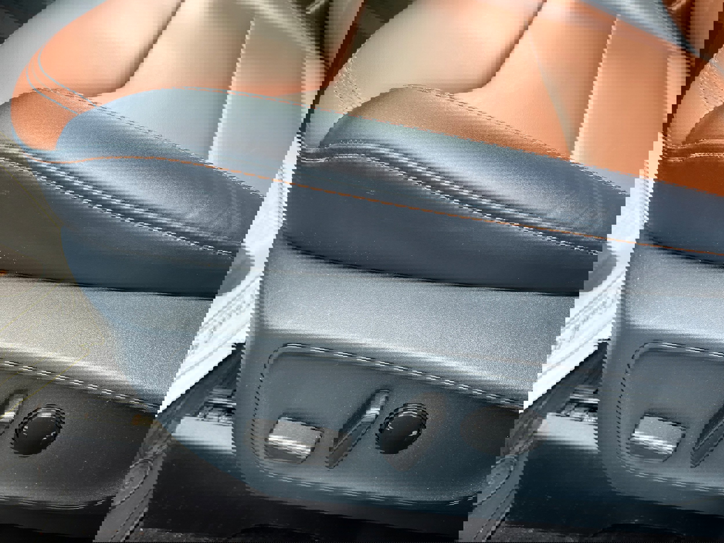 Certified 2023 Ford Maverick Lariat w/ Lariat Luxury Package image 11