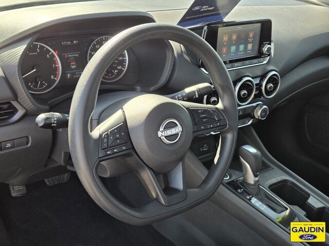 Used 2025 Nissan Sentra S FWD image 19