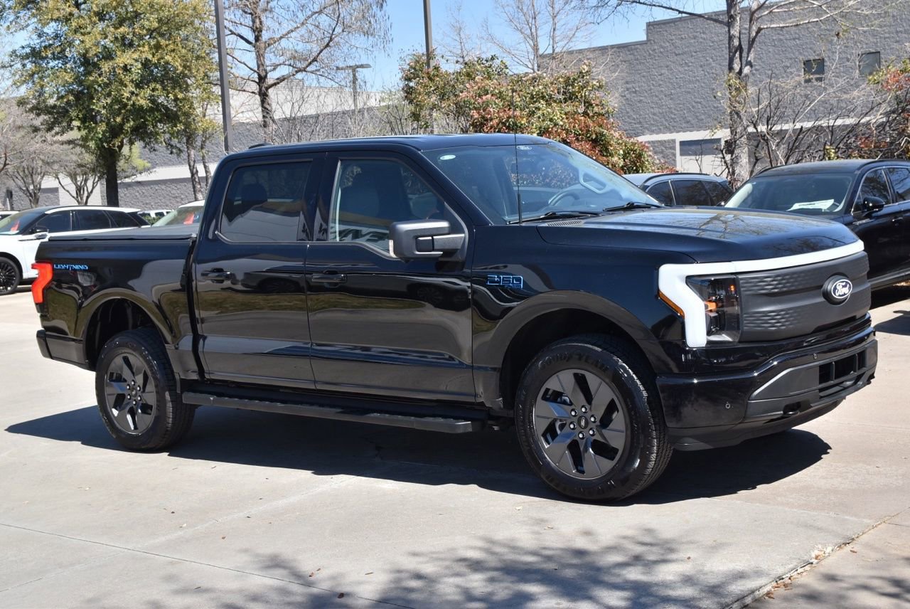 Certified 2025 Ford F150 Lightning Flash image 12