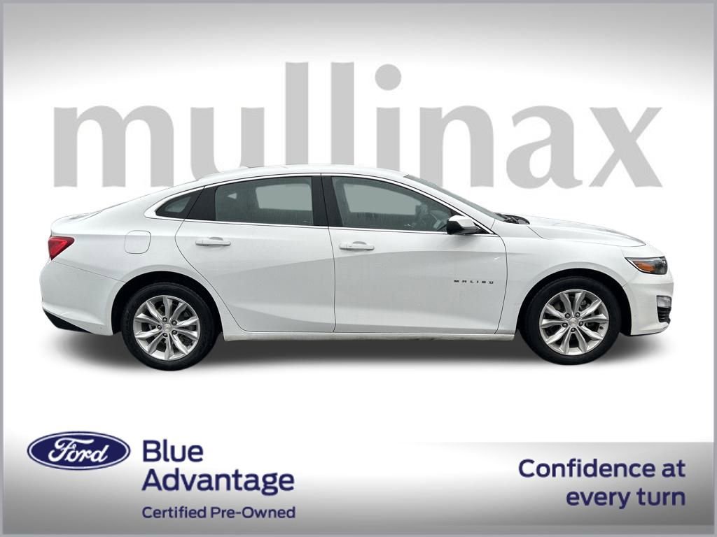 Used 2023 Chevrolet Malibu LT image 2