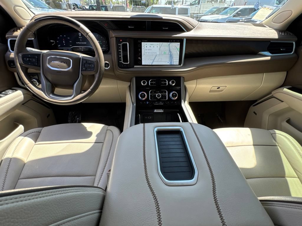 Used 2023 GMC Yukon XL Denali w/ Denali Reserve Package AWD/4WD image 40