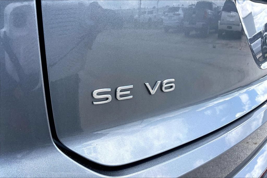 Used 2022 Volkswagen Atlas Cross Sport SE AWD/4WD image 21