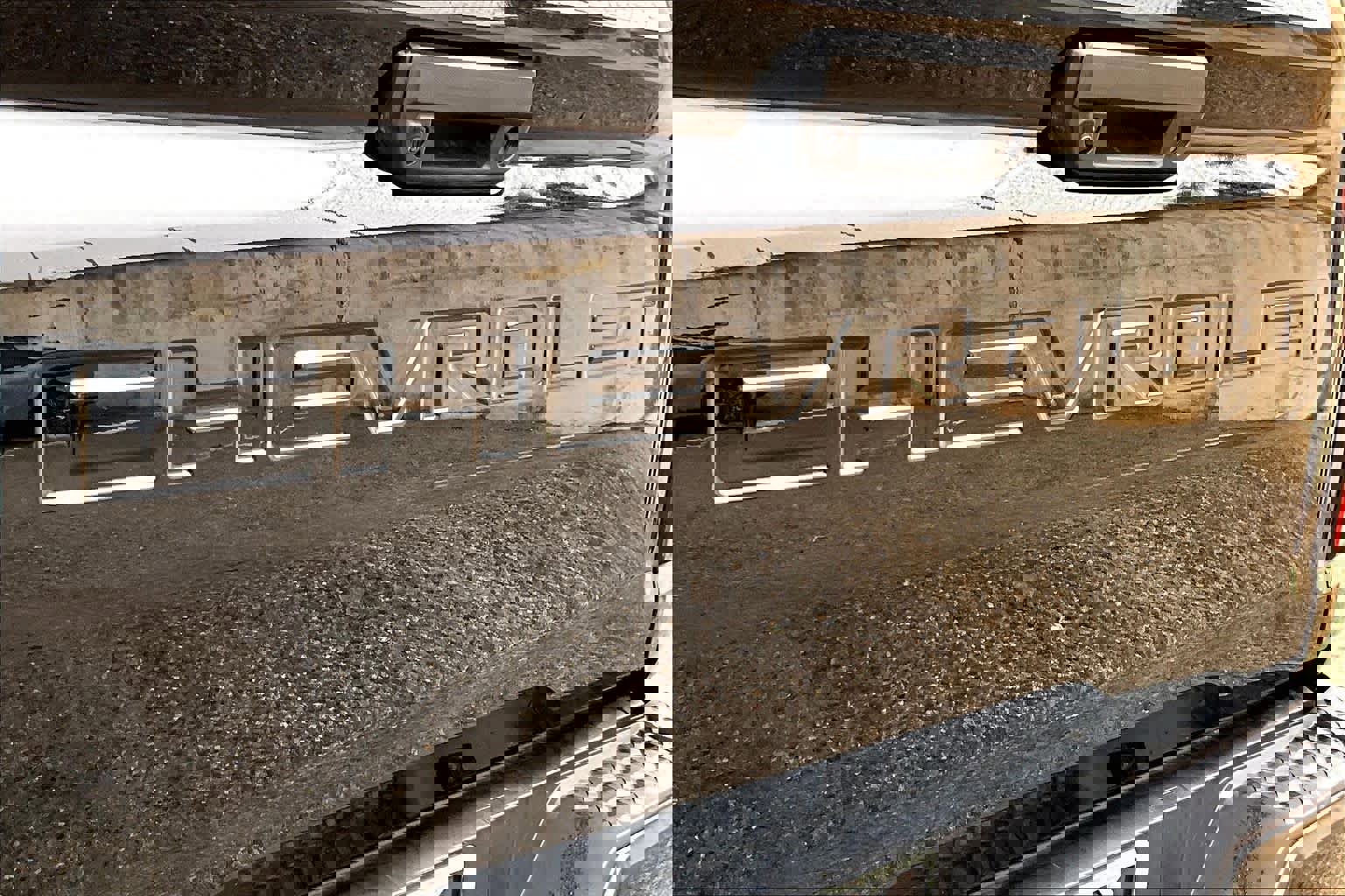 Used 2024 Chevrolet Colorado Z71 w/ Z71 Convenience Package 2 image 32