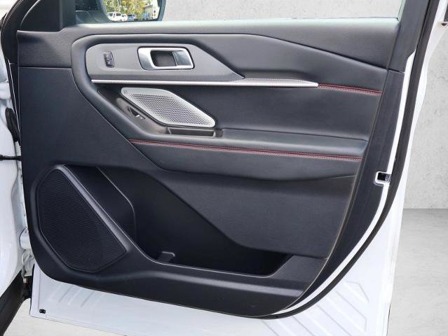 Certified 2025 Ford Explorer ST AWD/4WD image 24