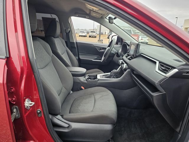 Used 2021 Toyota RAV4 XLE image 26