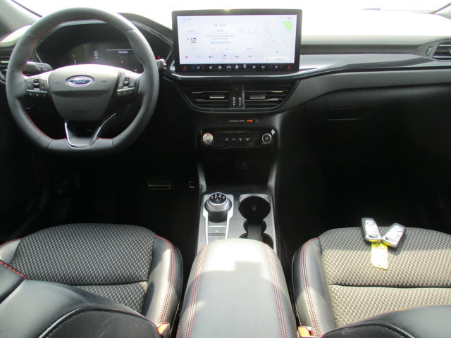 Certified 2023 Ford Escape ST-Line w/ Tech Pack #1 AWD/4WD image 6