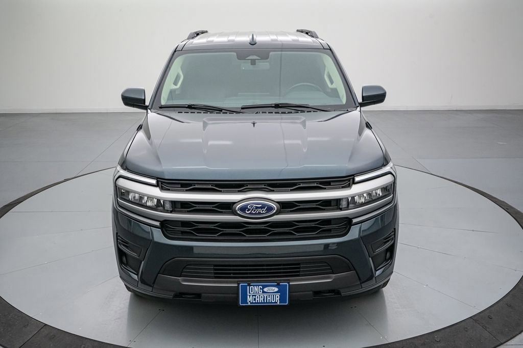 Certified 2024 Ford Expedition XLT image 9