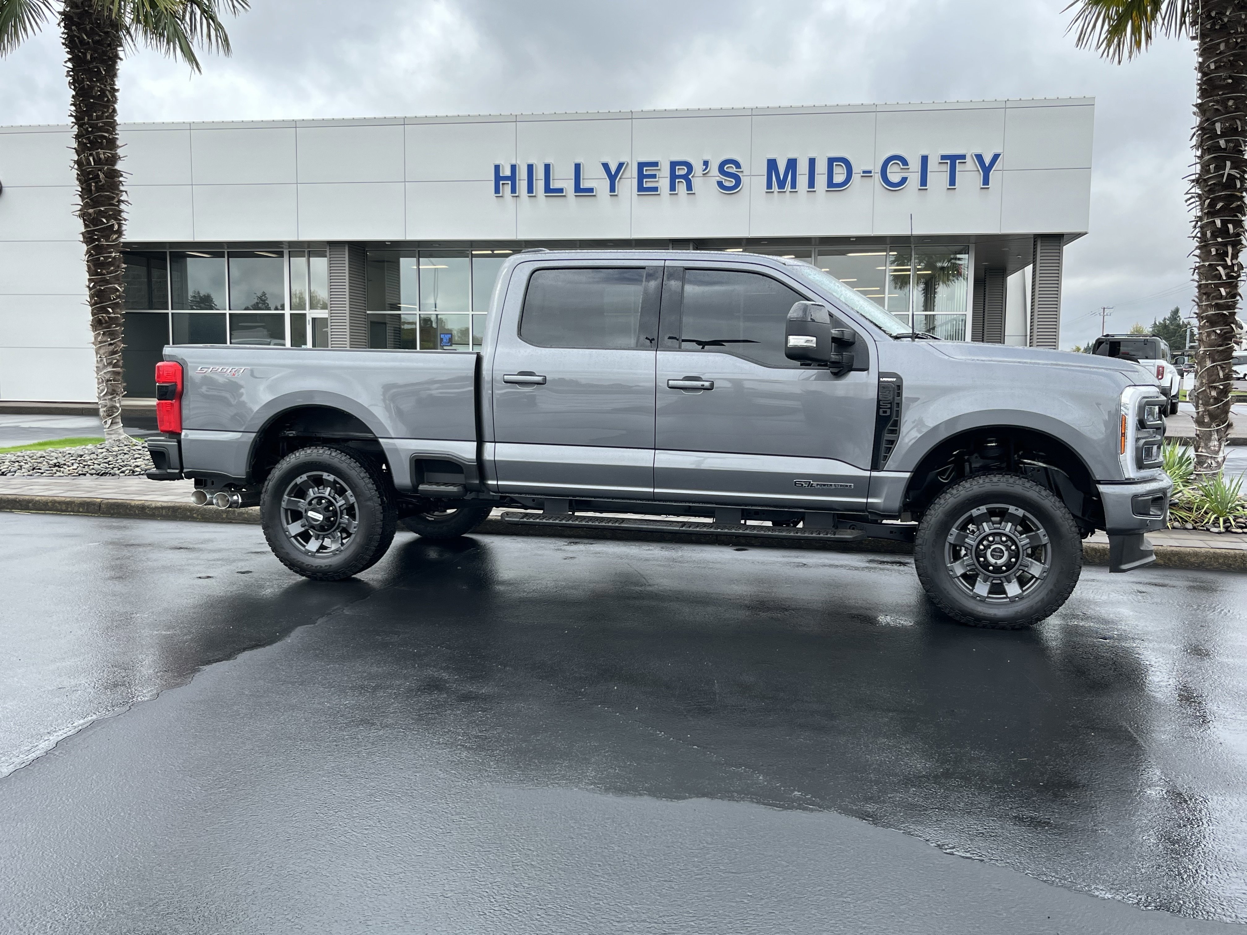 Certified 2024 Ford F350 Lariat w/ Lariat Ultimate Package image 2