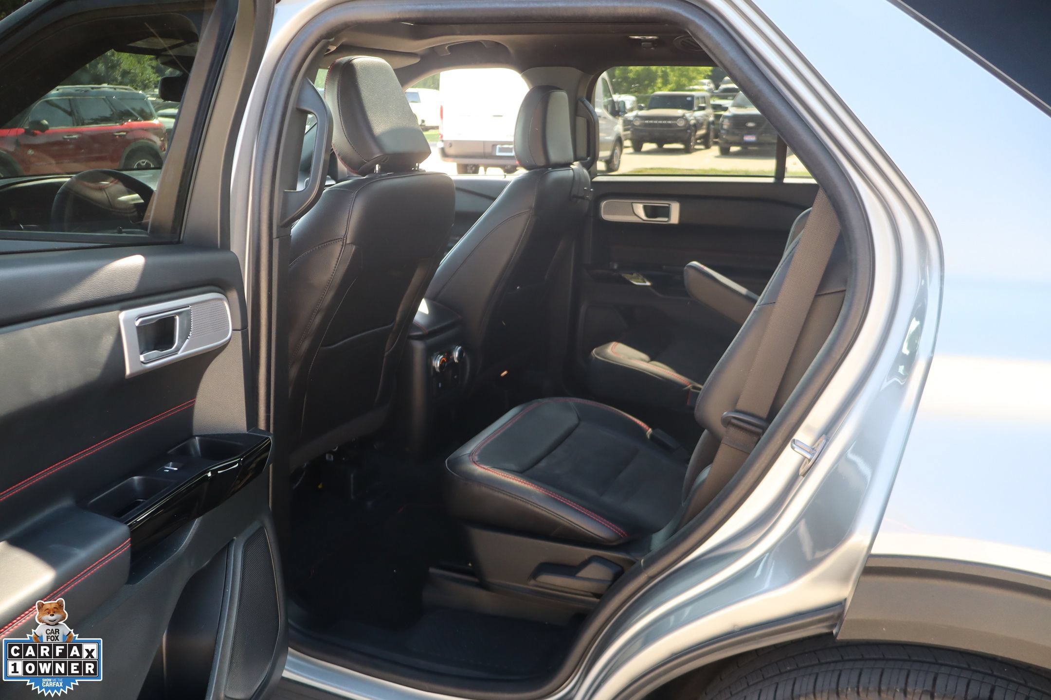 Certified 2023 Ford Explorer ST-Line w/ Class IV Trailer Tow Package RWD image 26