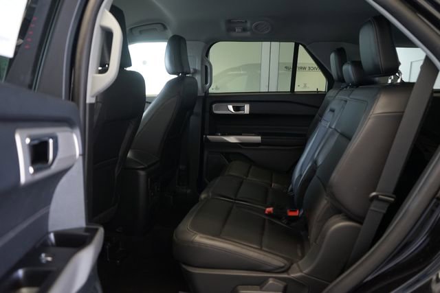 Certified 2023 Ford Explorer XLT w/ Equipment Group 202A image 30