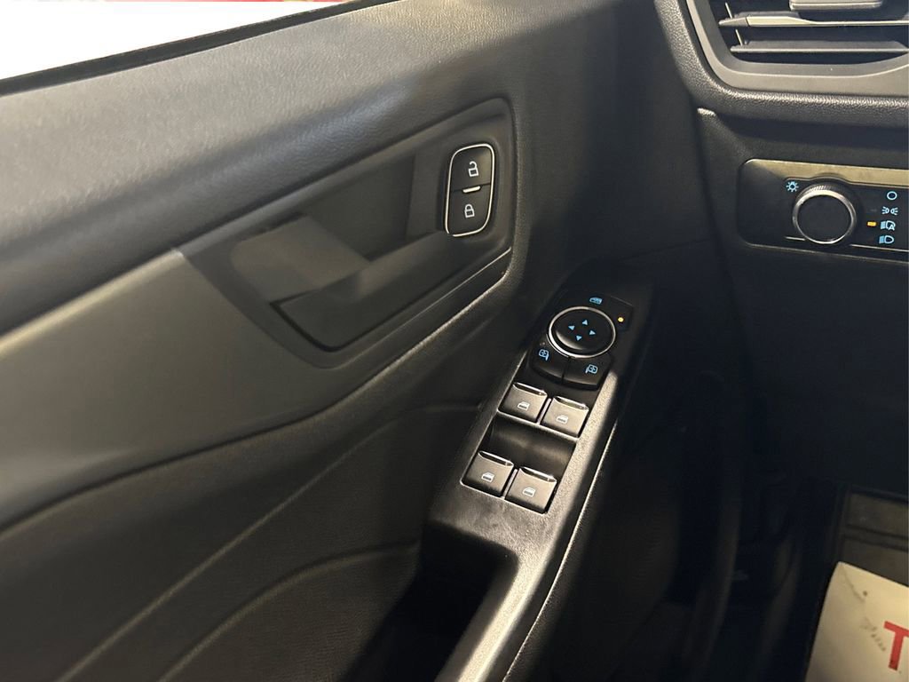 Certified 2025 Ford Escape Active image 34