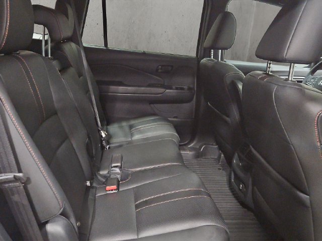 Used 2023 Honda Passport TrailSport image 21