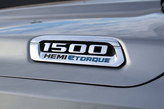 Used 2024 RAM 1500 Laramie image 9