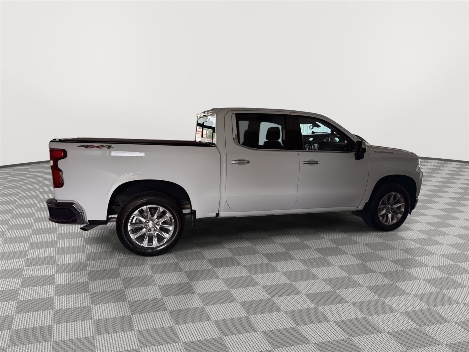 Used 2020 Chevrolet Silverado 1500 LTZ w/ LTZ Plus Package AWD/4WD image 6