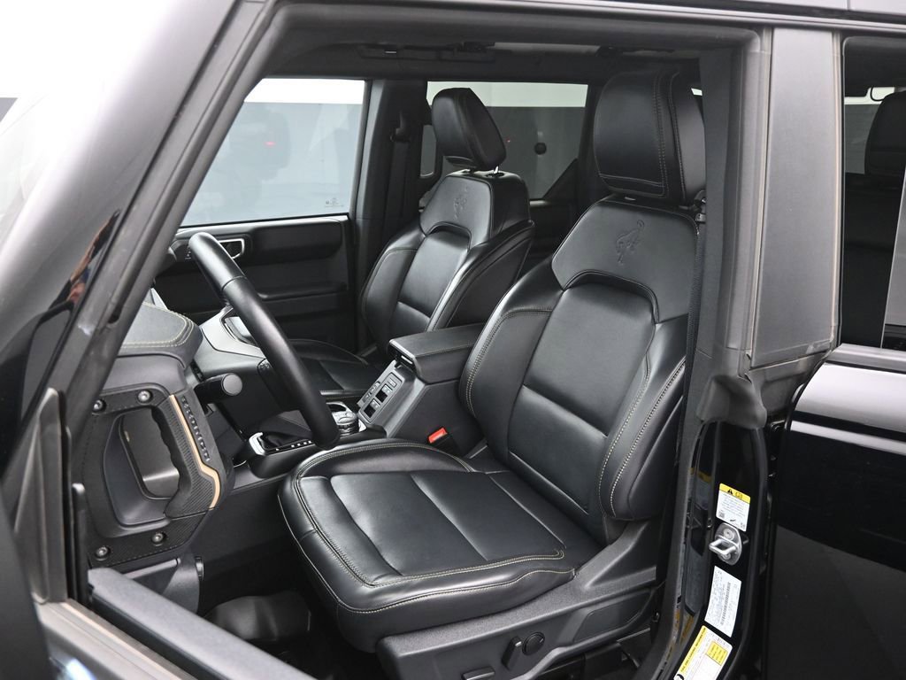 Certified 2025 Ford Bronco Badlands AWD/4WD image 9
